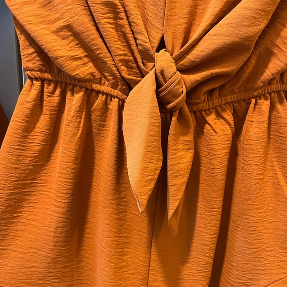 Flowy Romper - Picture 6 of 8